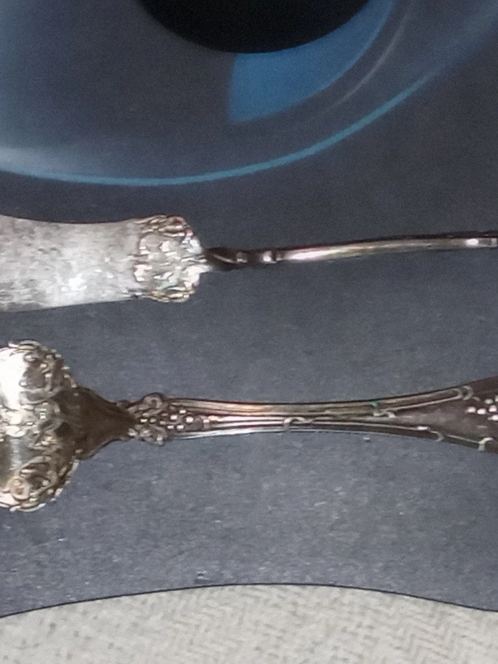 1847 Rogers Bros Silver-Plated Fork and Knife Set